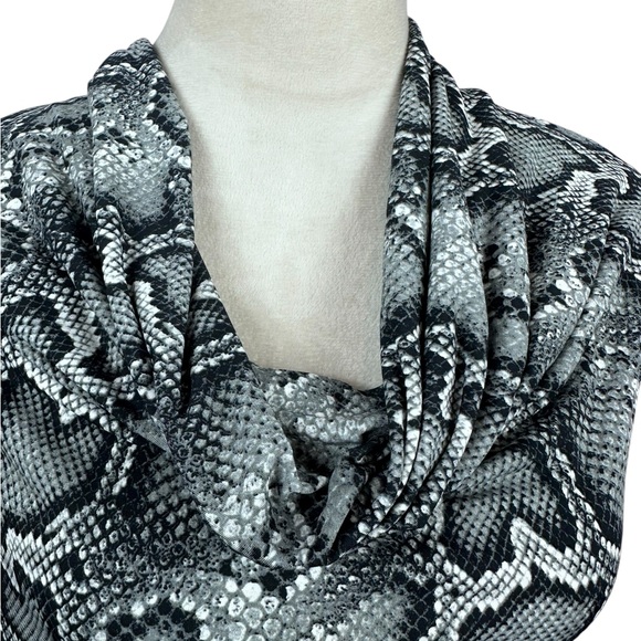 Michael Kors snake print gray cowl neck sleeveless top size Small - Picture 3 of 9